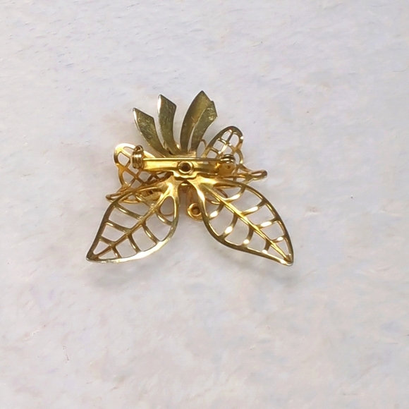 Vintage 60's Goldtone and Rhinestone Spray Brooche - Picture 4 of 8